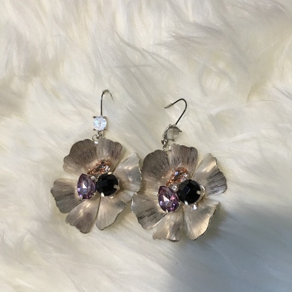 Jessica Simpson Jewelry - Jessica Simpson Flower Statement Earrings